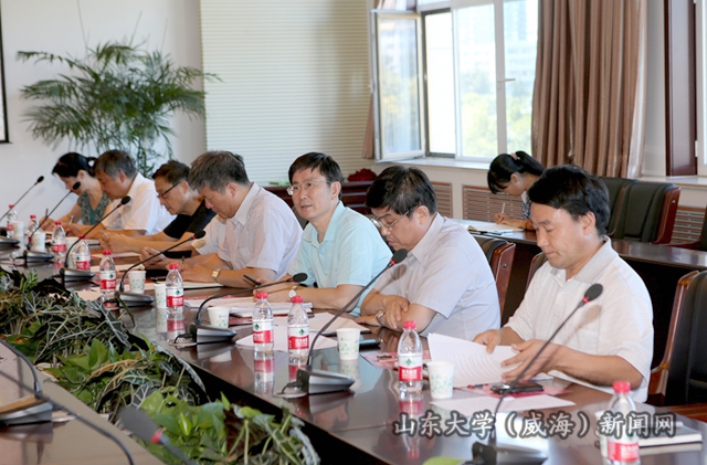 座谈会2.jpg